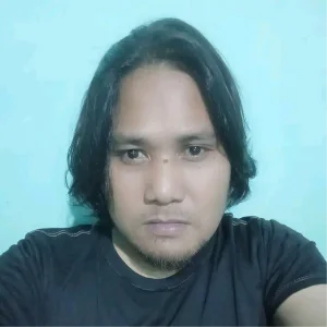 Bobi String