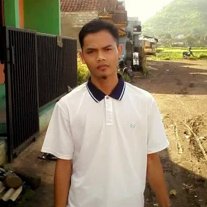 Aris Purnama