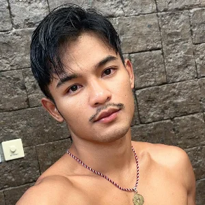 Azlan Falseto