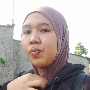 Nia Handha