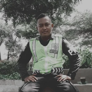 Elang Raharjo
