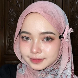 Maya Nuriana