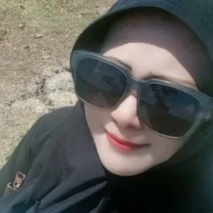 Bidan Reni