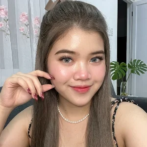 Yuyun Natalia