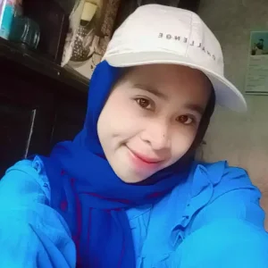Santi Adeliaputri