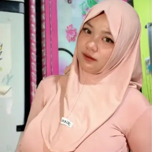 Putri Dia Inasari