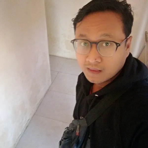 Dion Saputra