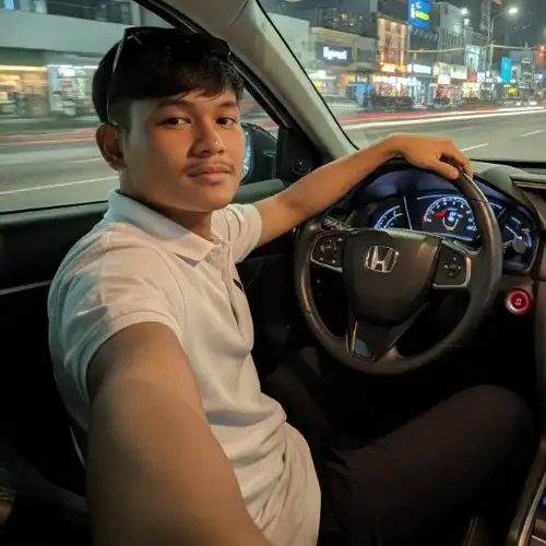 Ari Mbelong