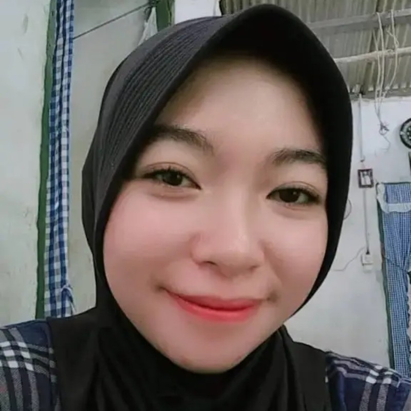 Dina Saputri Dina Saputri