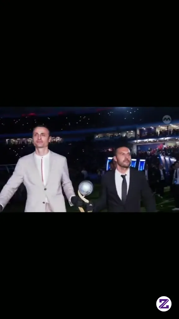 Yg Bawa Pialanya Legenda MU Dan CHELSEA🥶