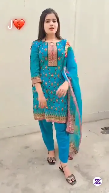 Cuplikan video Hi Gayezz Plz Like In Share kategori General dipublikasikan oleh Naveed Naveed di Zoyalink