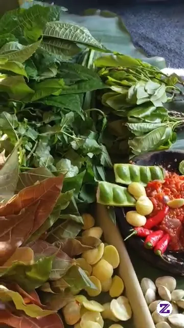 Persiapan Makan Nasi Liwet Terasa Nikmat Kalo Lalaban Seperti Ini Mah 😋