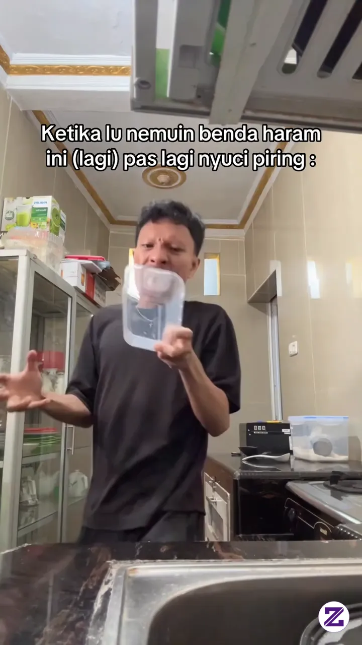 Barang Yang Paling Ngeselin Ketika Sedang Mencuci Piring