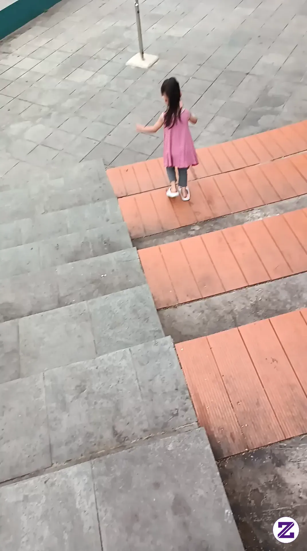 Bawa Si Putri Jalan2 Di Teras Kota Samarinda