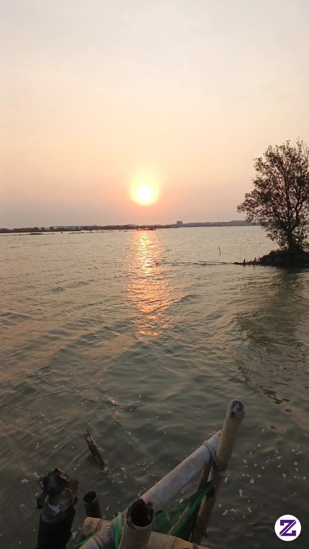 Menikmati Sunset Dengan Mancing Disekitar Pantai