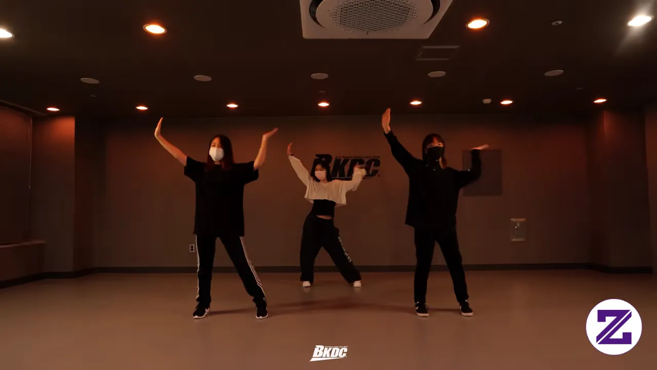 Ava Max - Sweet But Psycho L ACCIO Choreography. Video Viral Dari BK DANCE