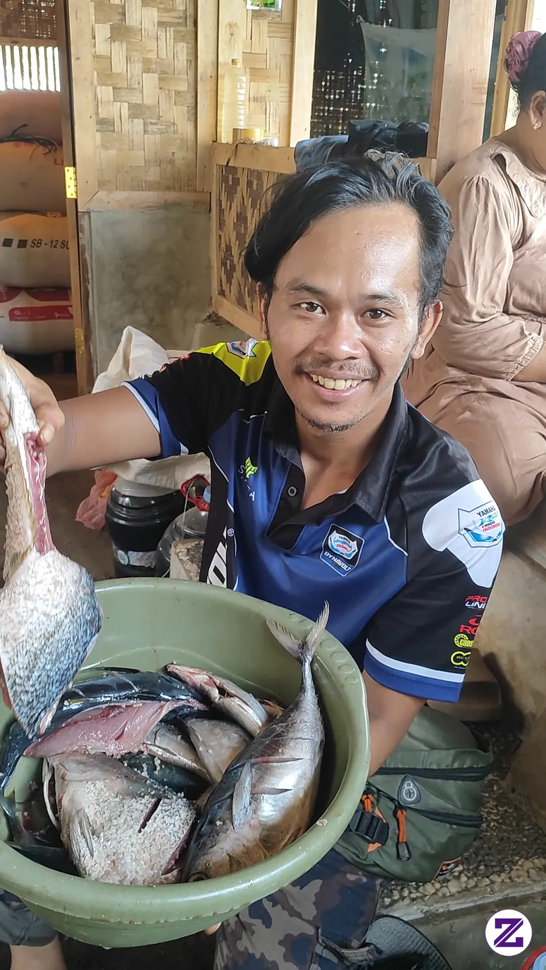 Selamat Pagi Semua, Awali Pagi Mu Dengan Membaca Bismillah Dan Senyuman.