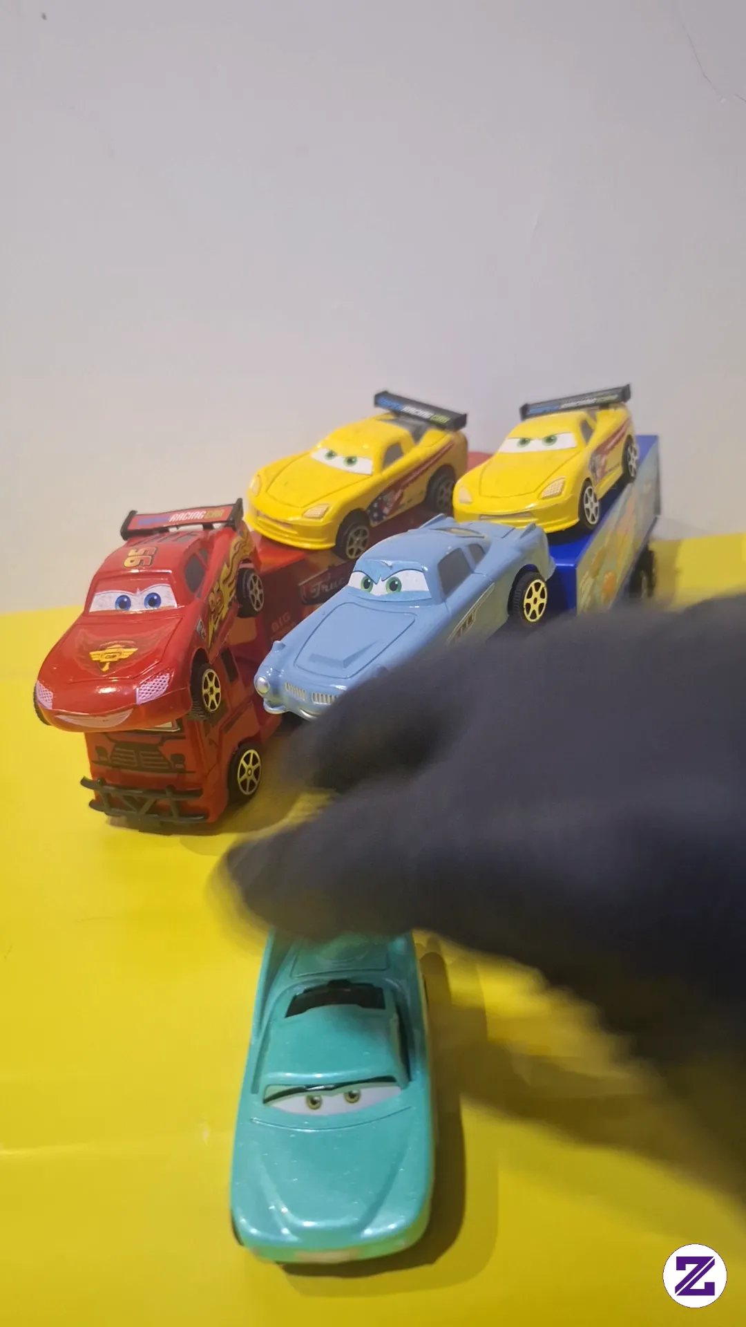 Bermain Mobil Mobilan...