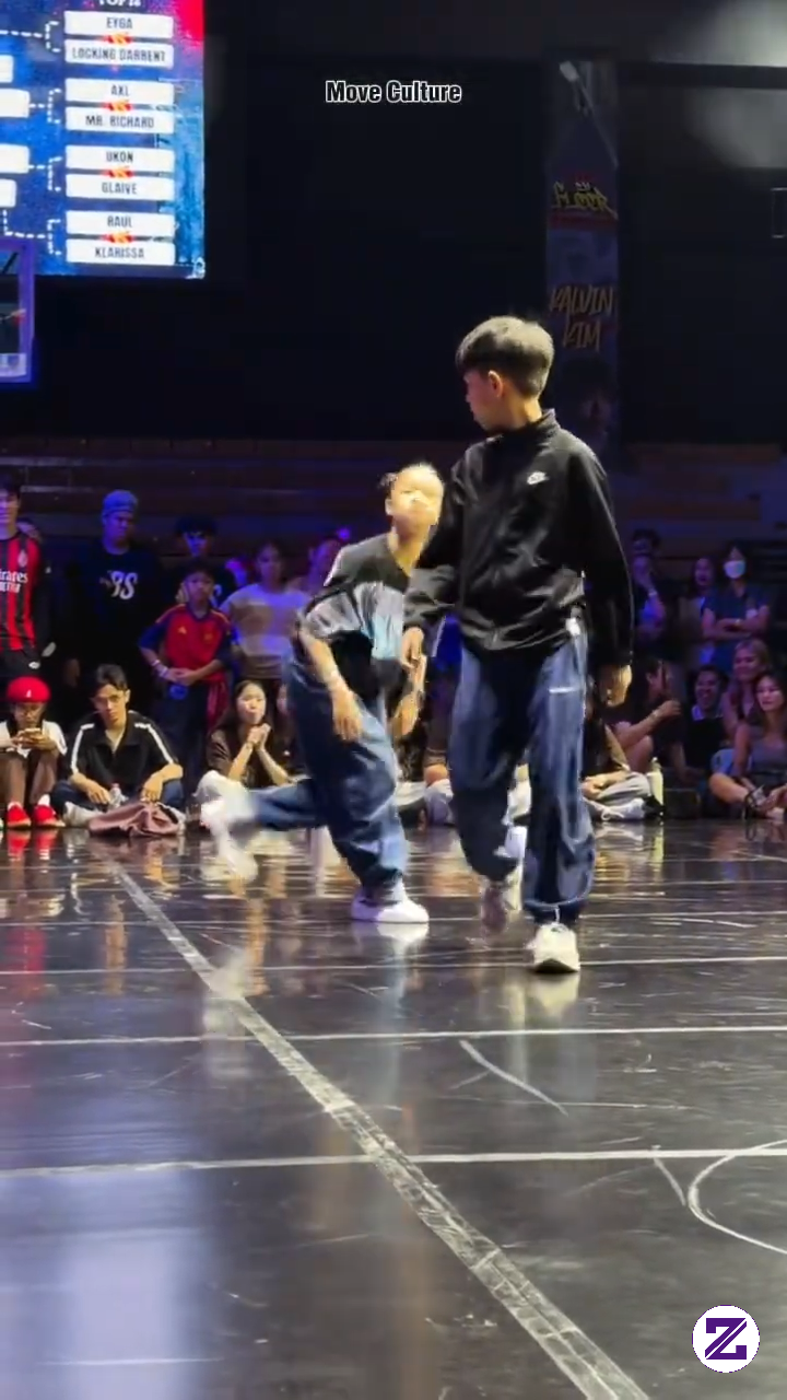 Miyu At The Floor Throne Vol.11