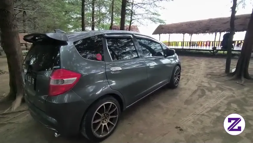 Mobil Jazz G8 Modifikasi