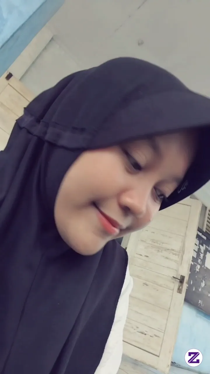 Cewek Centil 😝