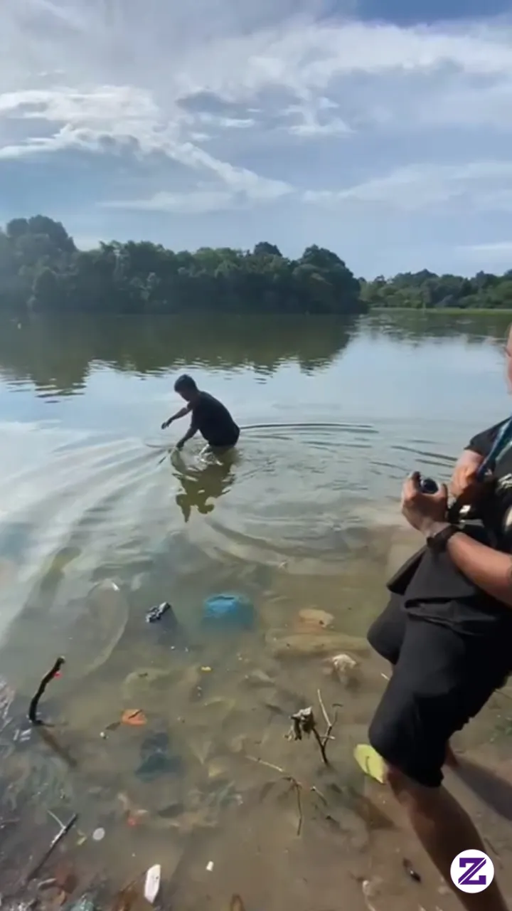 Memancing Bersama Adik-adik Di Danau Dekat Rumah, Lihat Hasil Tangkapannya Luar