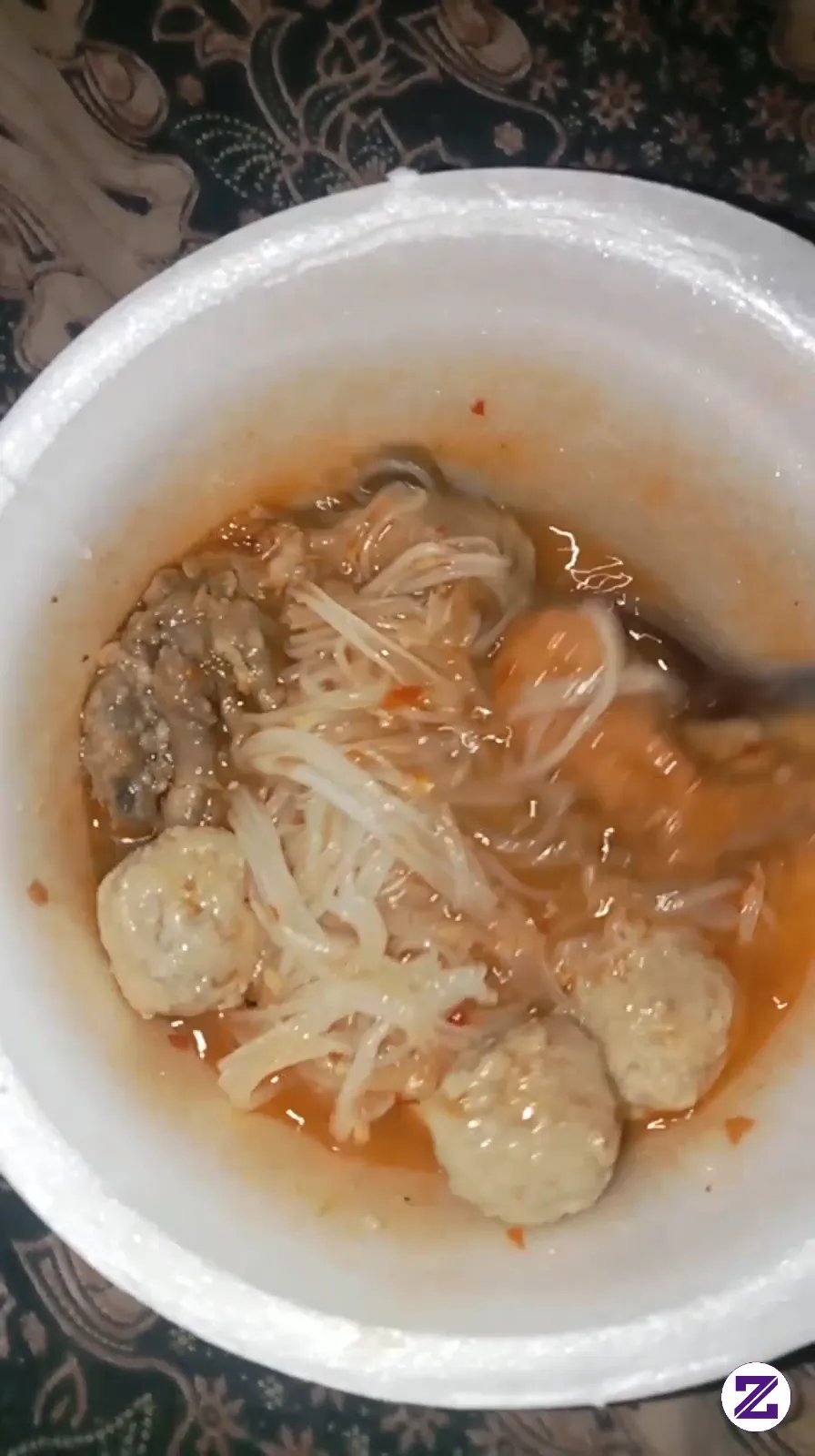 Slmat Siang Yg Panas Ini Bestii, Siang Siang Gini Paling Seger Makan Bakso Dulu