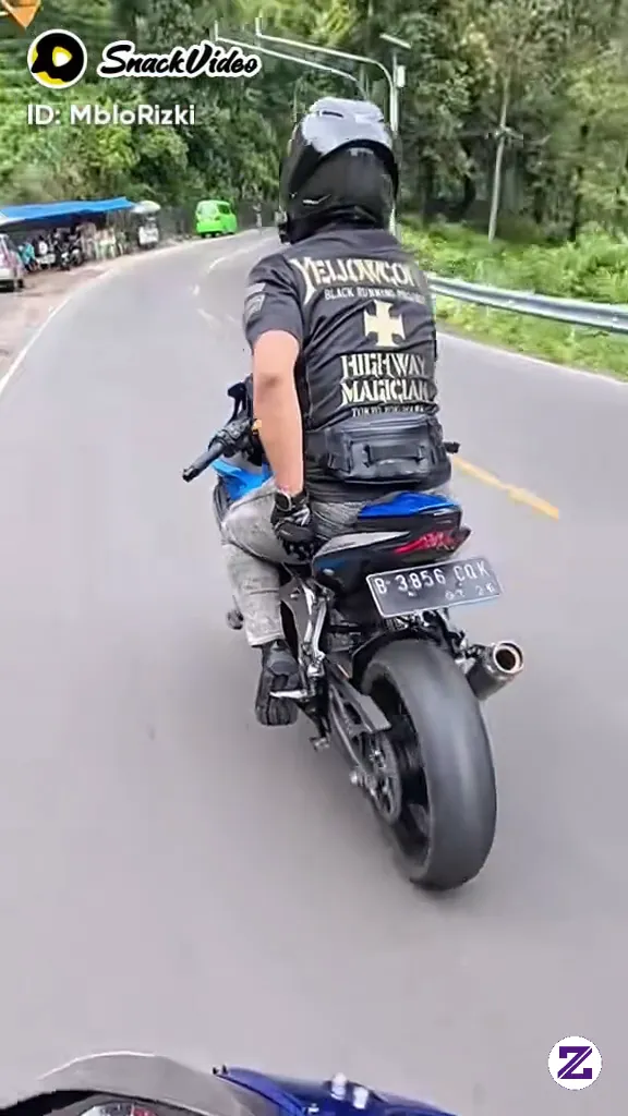 Ramainya Suasana Pegunungan Yang Sejuk