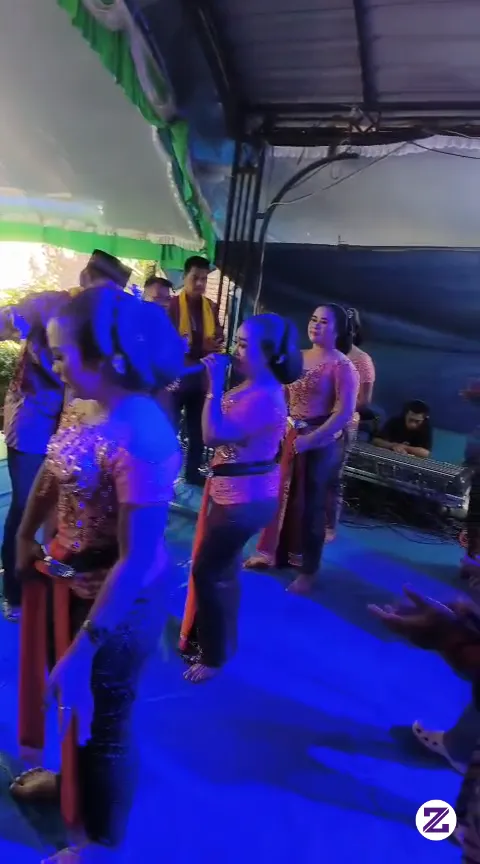 Melestarikan Kebudayaan Dan Adat Tari Tayub Yg Hampir Punah