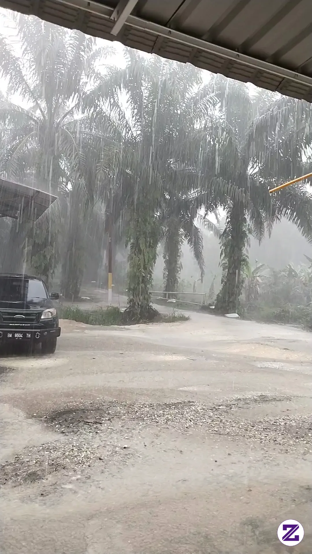 Assalamu'alaikum... Hujan Deras Di Sini, Bagaimana Di Tempat Kalian?