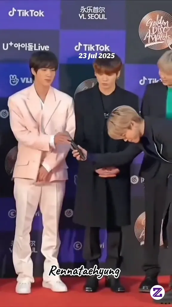 Oper Aja Terusssss ITu Mic Sampe Mendarat Di Tangan Yg Tepat,,