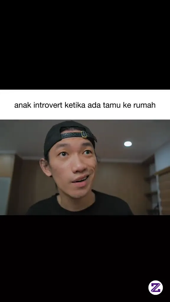 Momen Lucu Anak Intorvet Ketika Ada Tamu Datang Ke Rumah🤣