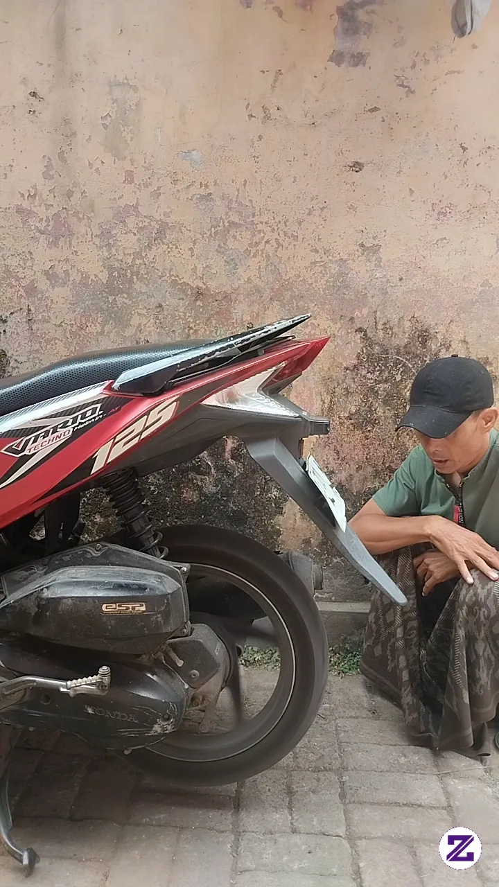 Suara Motornya Aneh