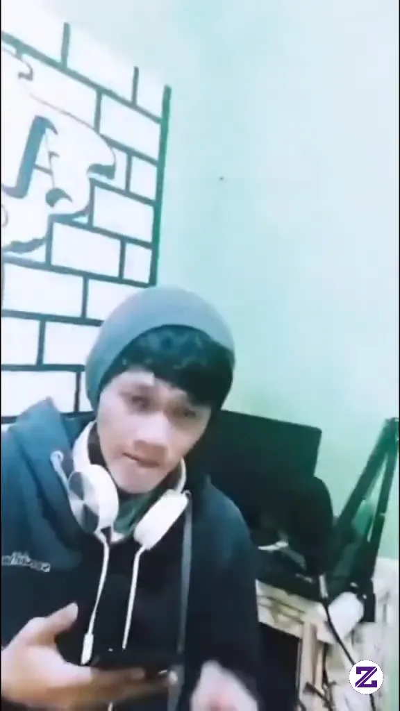 Orang Rumah Jangan Sampe Tau Kalau Diluar Cari Rejeki,ngejar Waktu Sampe Seperti