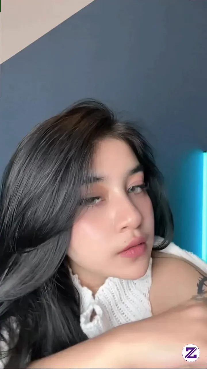 Hallo Semoga Hari Kamu Indah