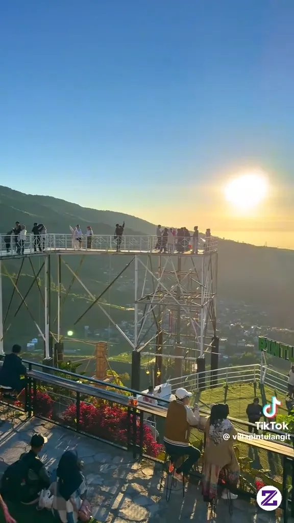 Views Nya Adem Banget 😇⛰️