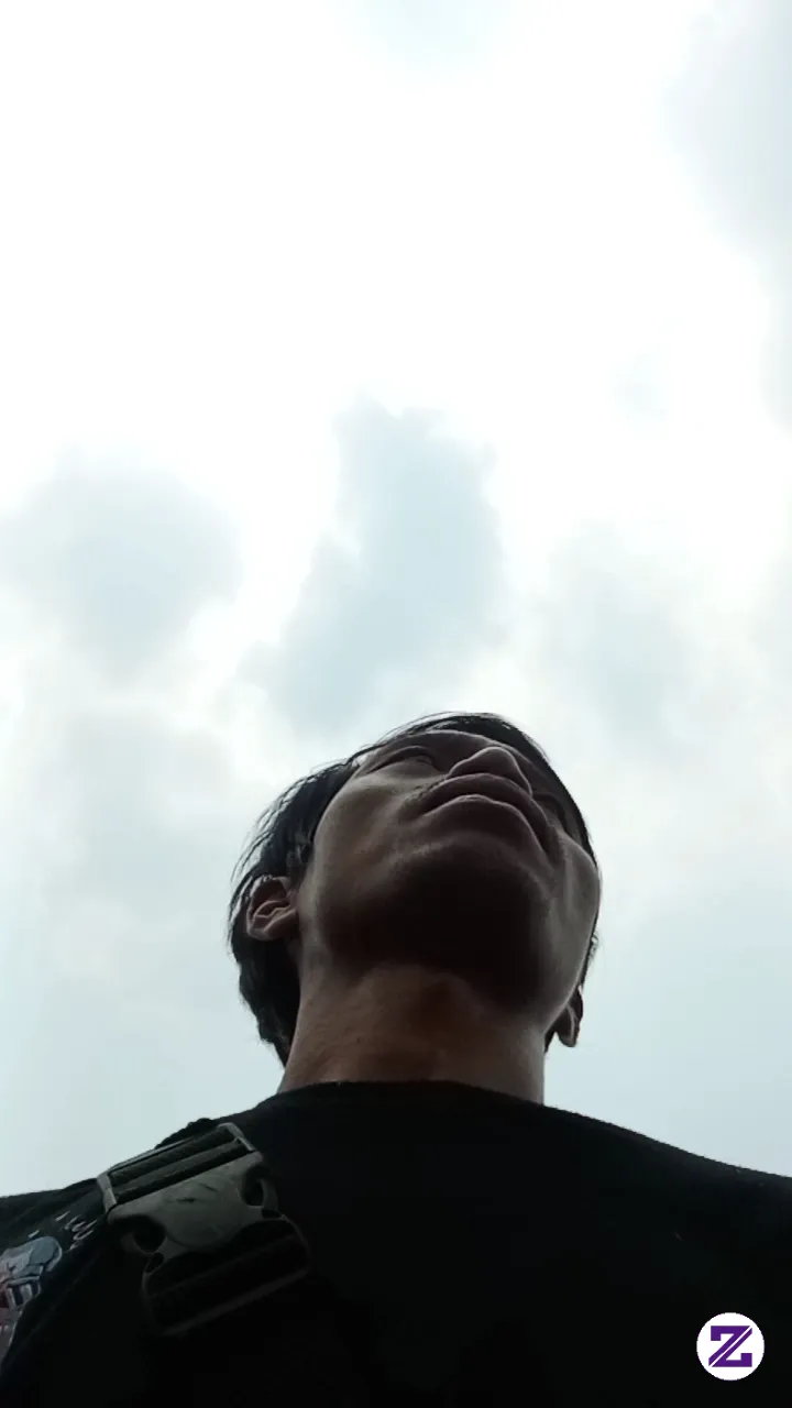 Aku Kehilangan Jejak Teman Ku Menghilang Duluan Entah Kemana Mereka Memancing