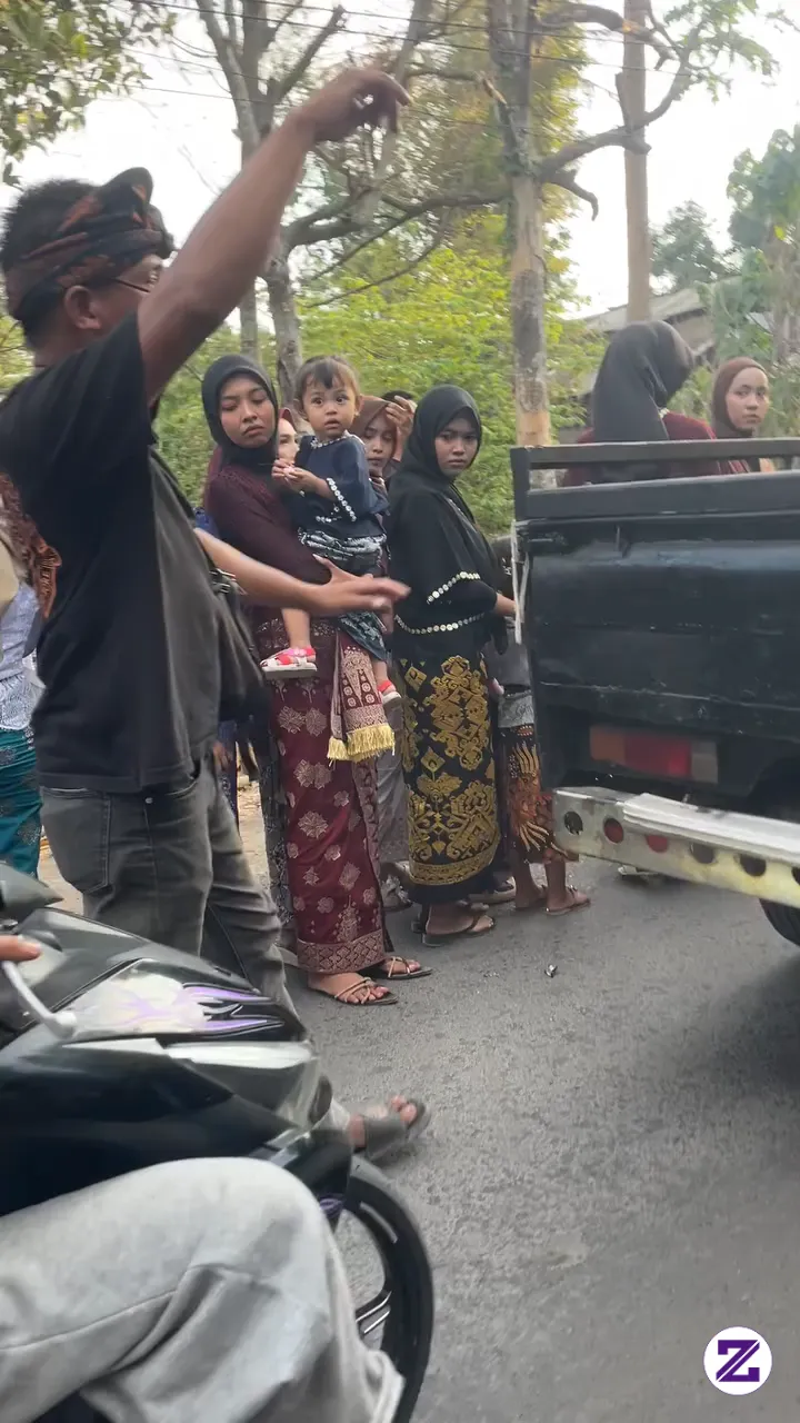 Gak Ada Gunanya Jok Belakang 😁