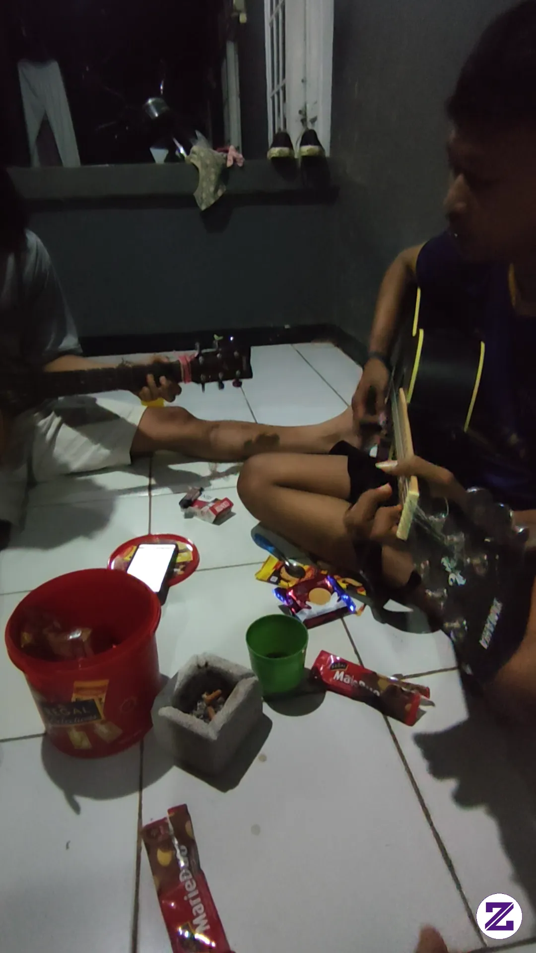 Menghibur Diri