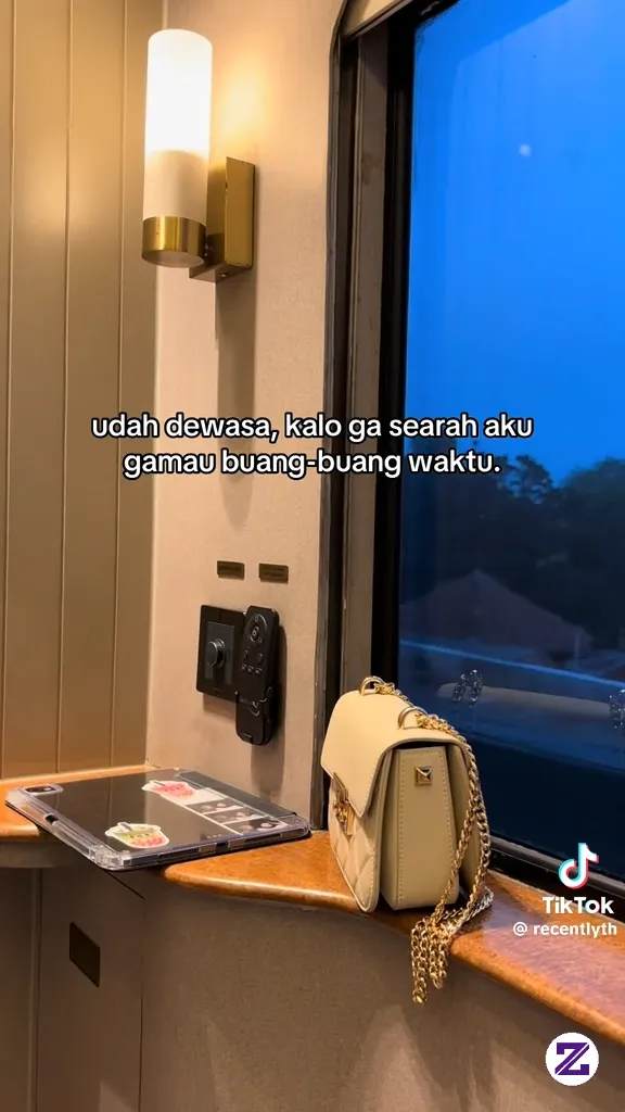 Umur Tidak Ada Yang Tau 😀 video by Salis Rachmawati