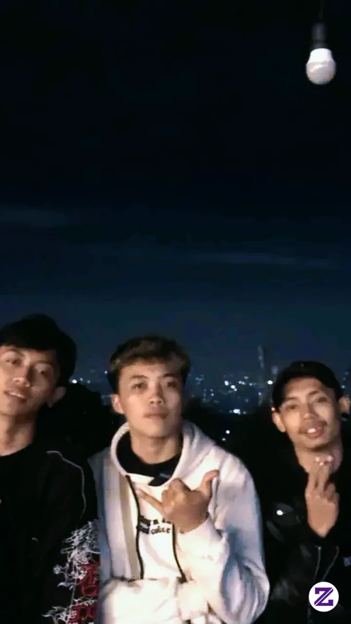 Yang Tengah Suamiku Tercinta Wkwkwk🥰😁🤣