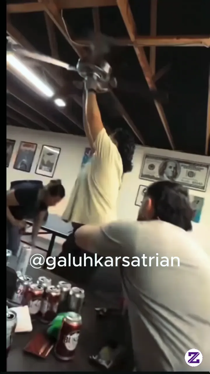Lagi Lihatin Yang Joget Malah Jadi Pengen Ikutan Joget 😅😅😅