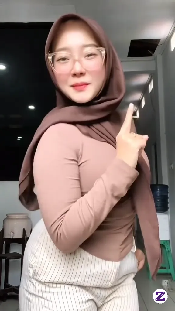 Jangan Cuma Lihat... Kamu Harus Follow Kalau Mau Lihat Kelanjutannya! 👀🔥