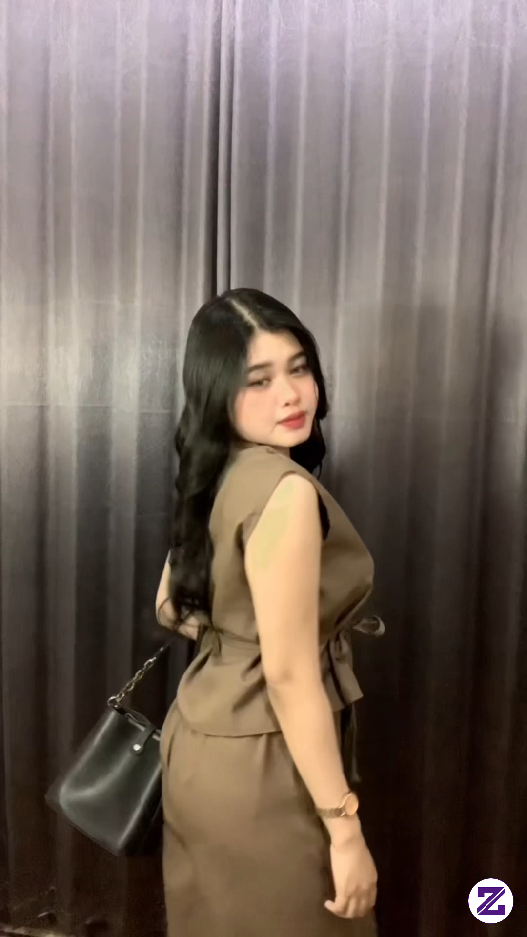Outfit Cek Sebelum Pergi😋