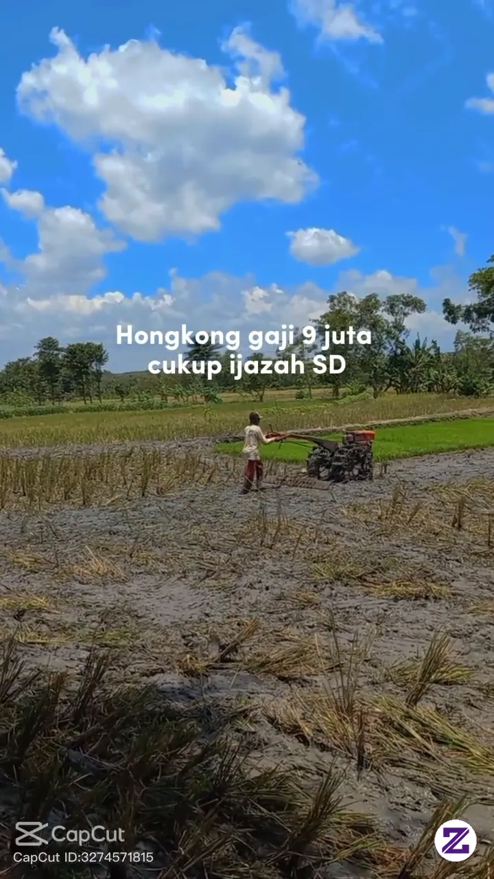 Pantang Menyerah Walaupun Kerja Nya Di Sawah