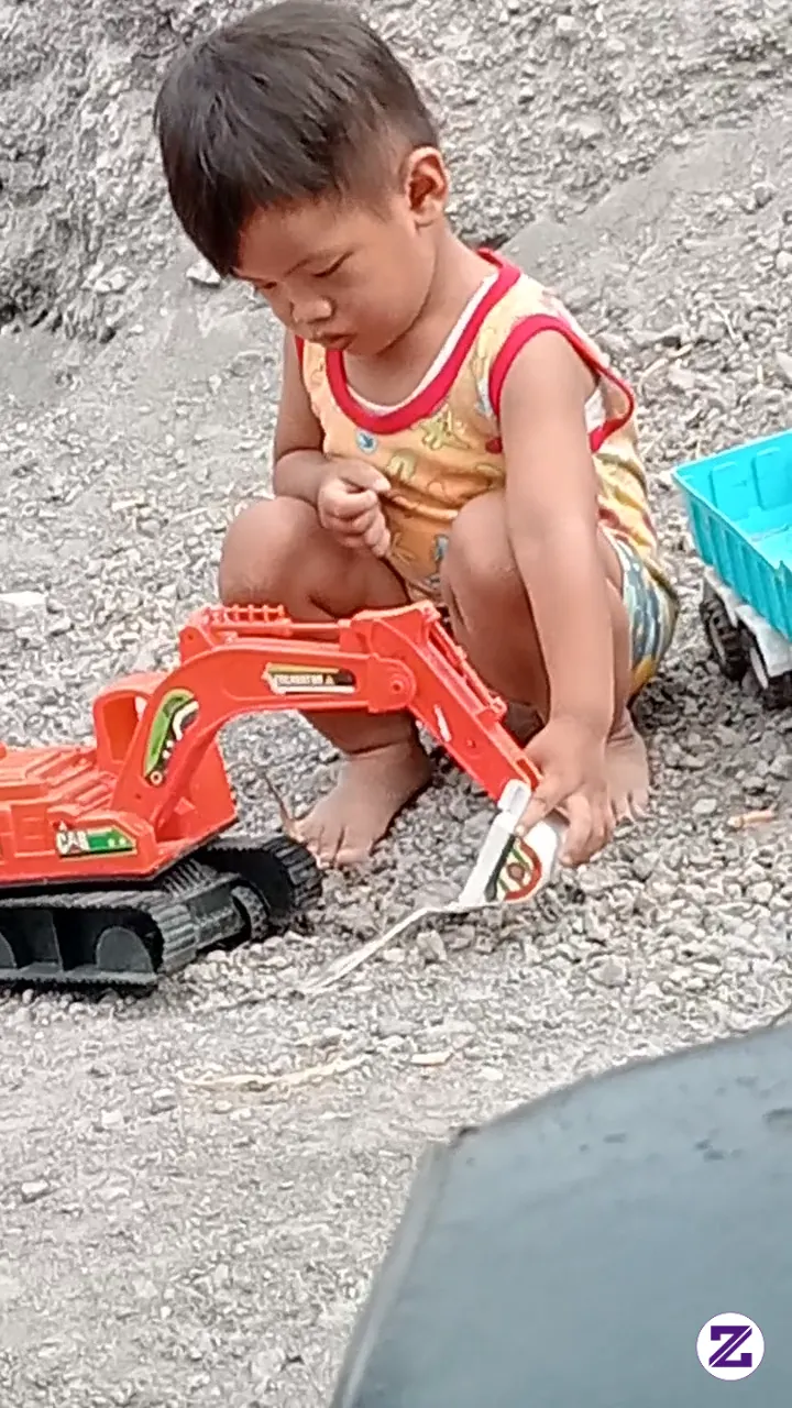 Maemnya Di Tutul Ayam
