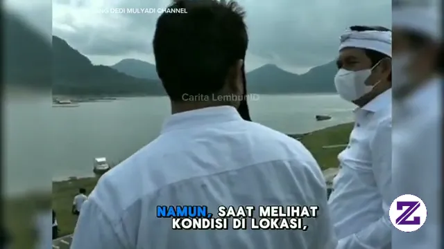 Di Ssebuah Bendungan Ribuan Ikan Pada Mati