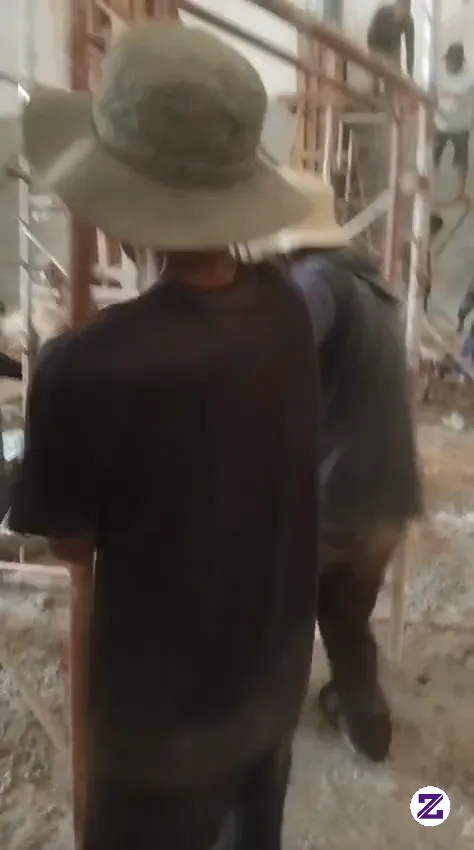 JANGAN CUMA MELIHAT AYAH DARI APA YANG IA BAWA PULANG LIHATLAH BERAPA BANYAK
