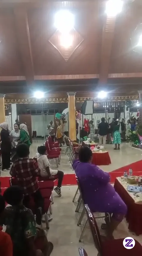 Wedding Party Ade Roy Dan Istri