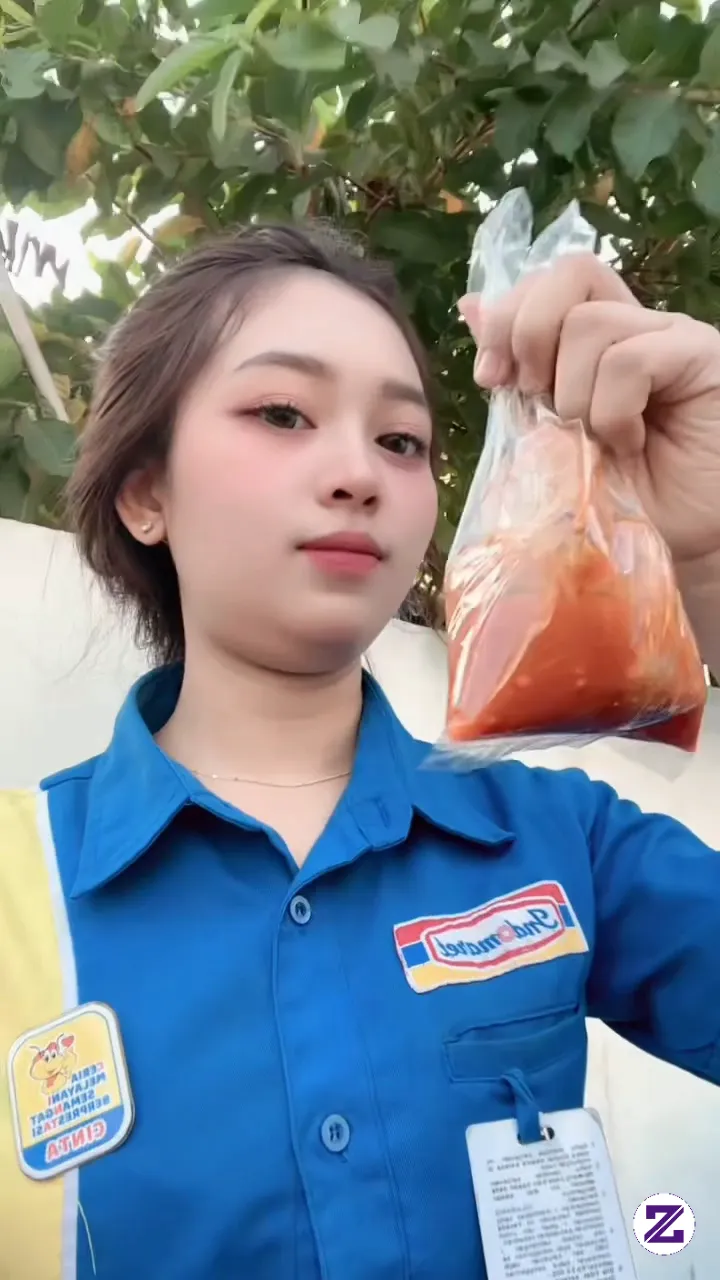 Sarapan Nya Pake Cilok Anget Pedes Pool#viral#fyp#